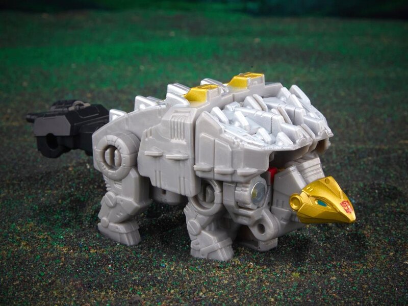 Transformers Legacy Evolution Core Dinobot Scarr Image  (6 of 98)